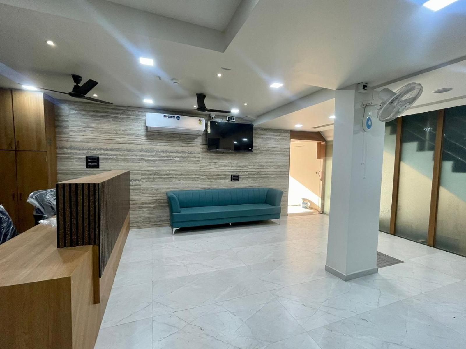 Hotel Royal Elite Rajkot Luaran gambar